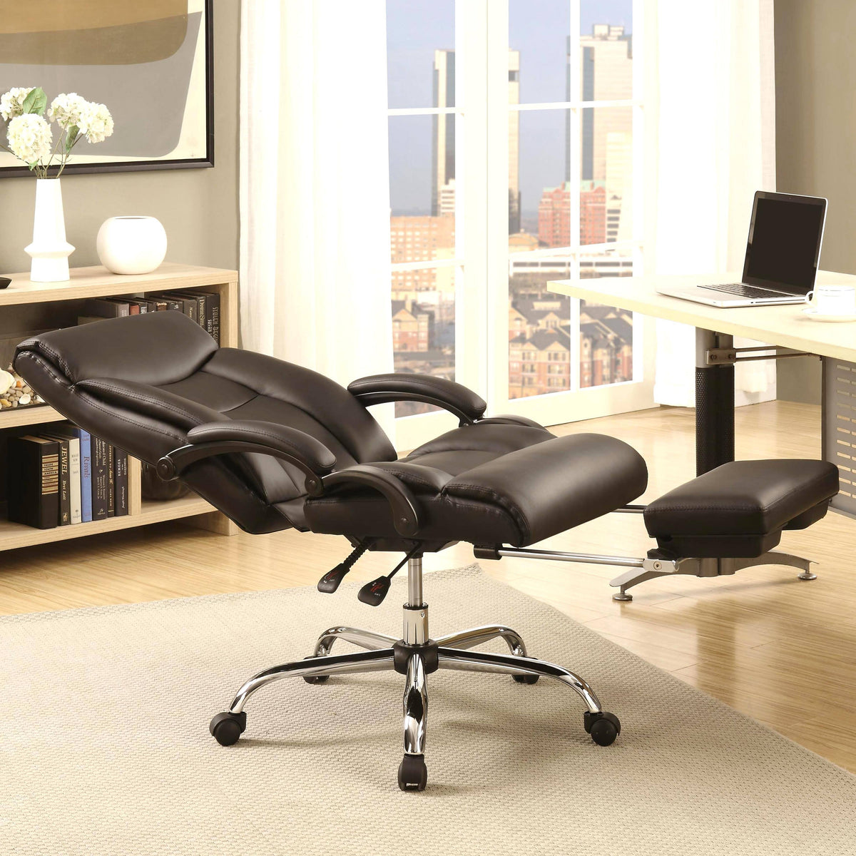 Adjustable Reclining Office Chair with Footrest (Black) Y332