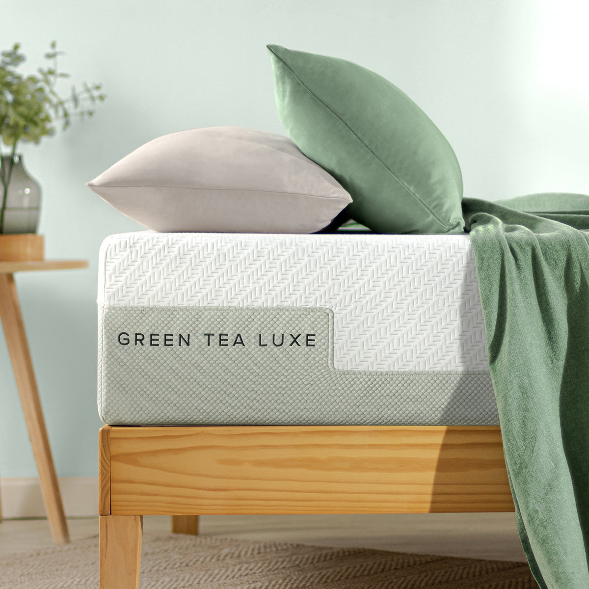 14 Green Tea Memory Foam Mattress, Queen G6671