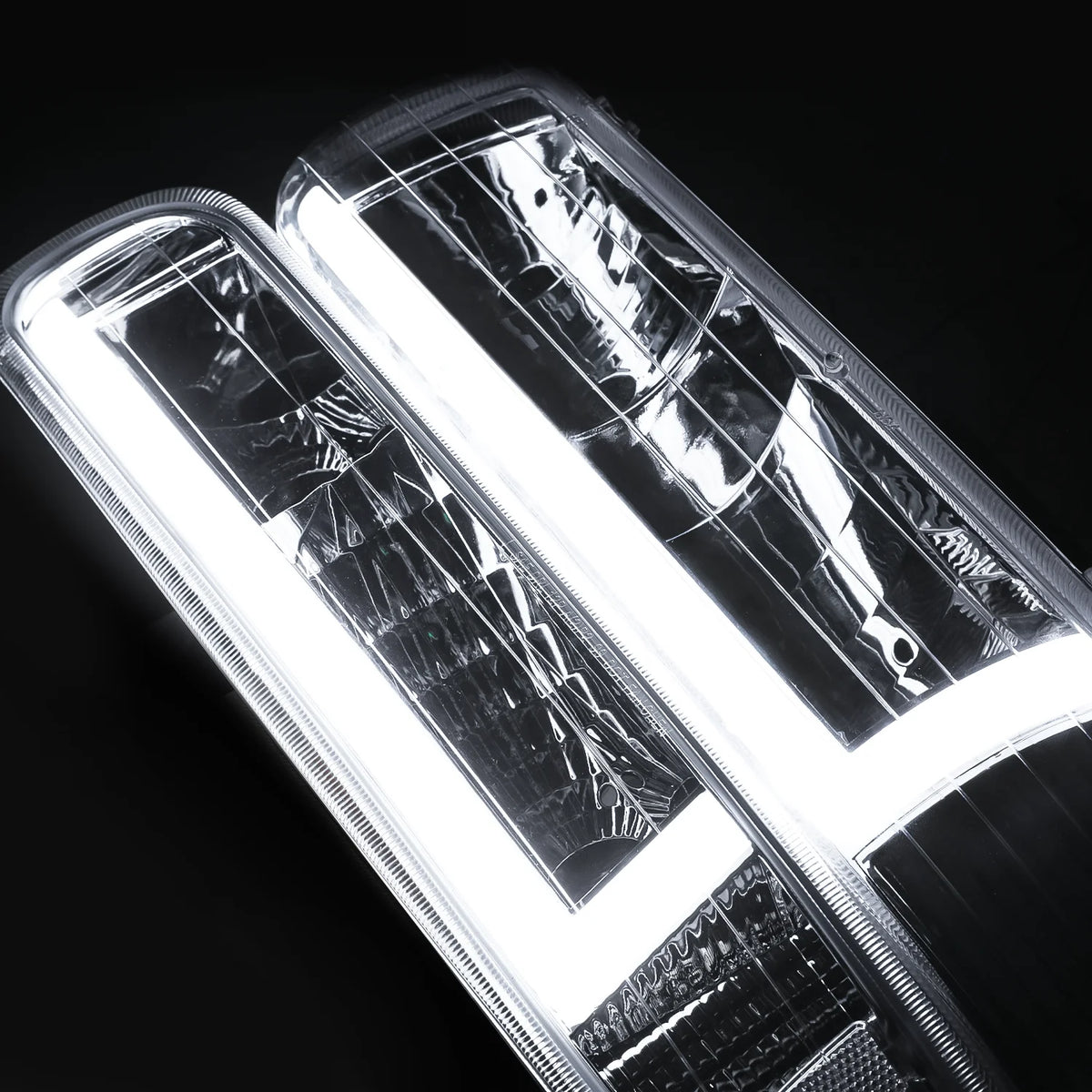 Headlights Assembly with LED Tube DRL for Chevy Silverado Suburban Tahoe Truck R104623