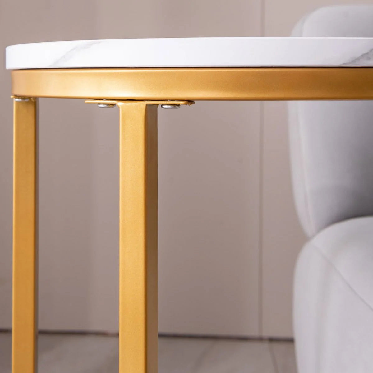 C-shaped Side Table with Metal Frame and Round Top E9035
