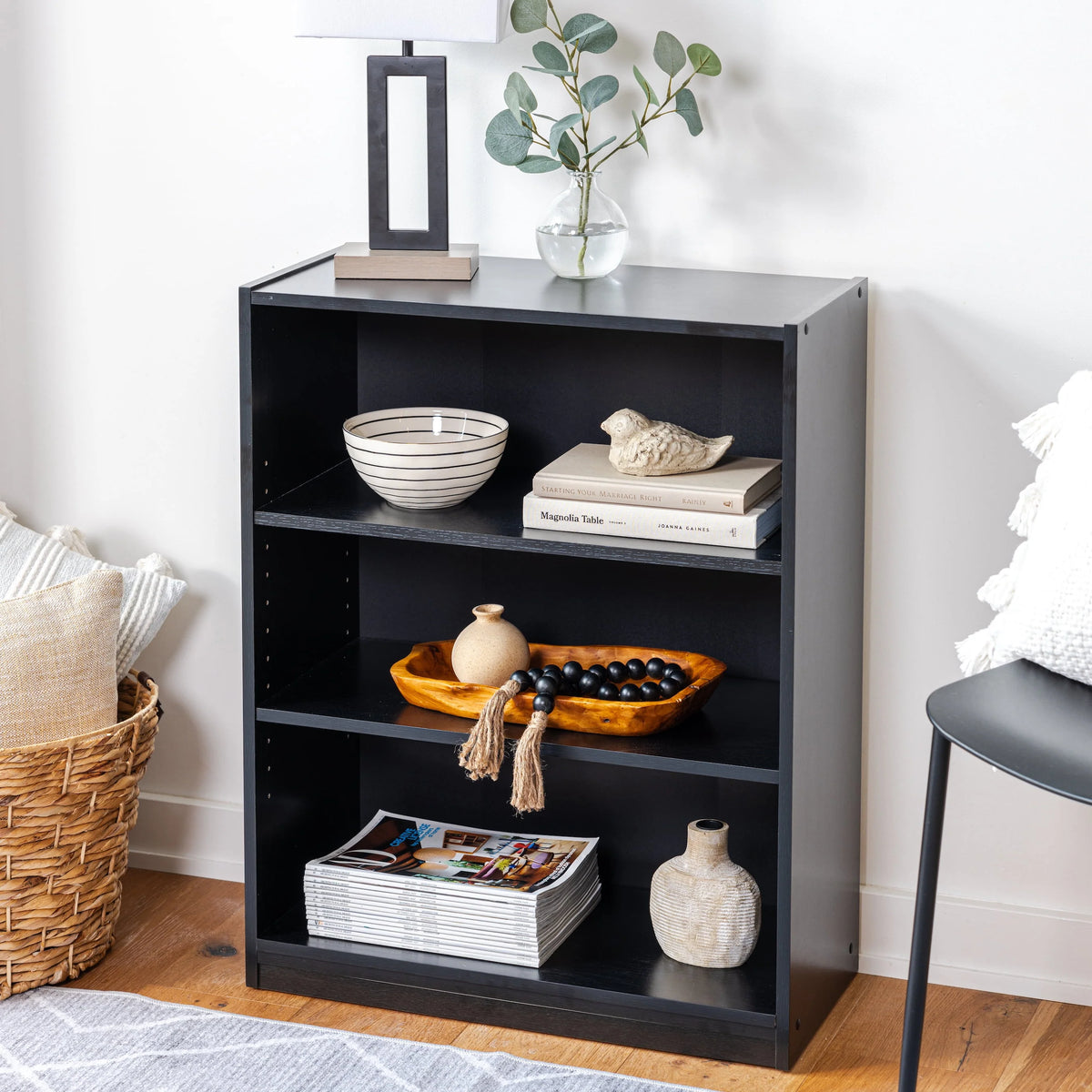 White 3-Shelf Bookcase with Adjustable Shelves D246481